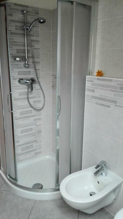 Boschetto Apartment Riva del Garda Ngoại thất bức ảnh